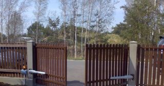 Купить распашные ворота из штакетника Кизилюрт, цена от 2799 руб.
